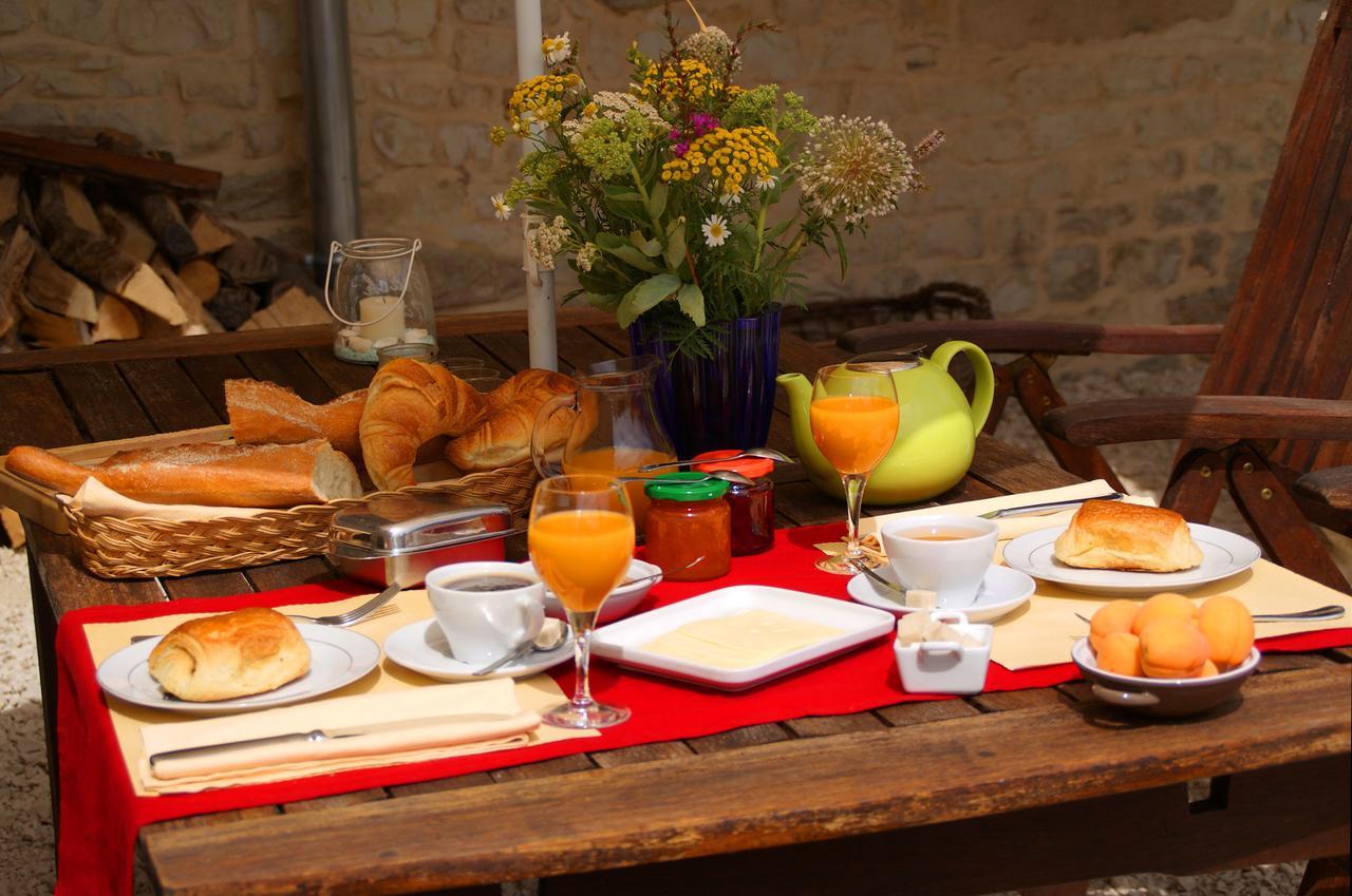 Chez Catharina Oldtimer B&B Levoncourt  Εξωτερικό φωτογραφία